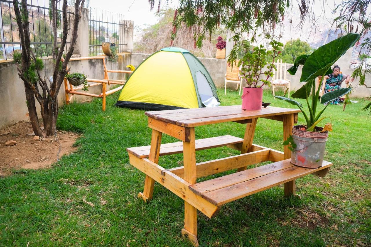 Emmy'S Backpackers Hostel Iringa Buitenkant foto
