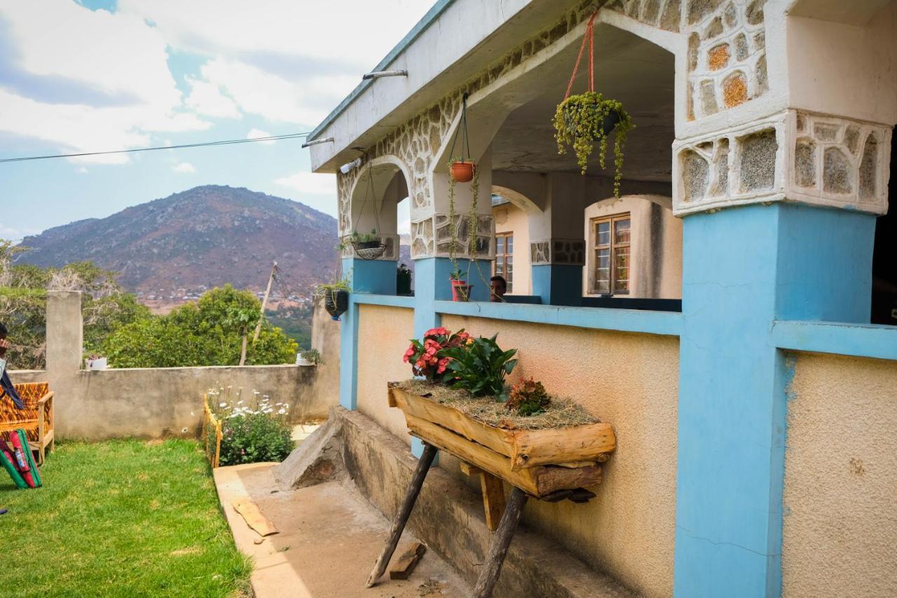 Emmy'S Backpackers Hostel Iringa Buitenkant foto