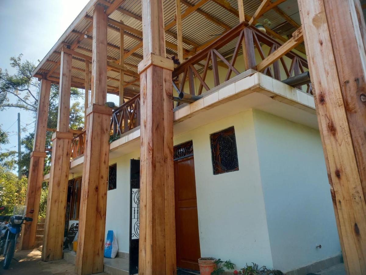 Emmy'S Backpackers Hostel Iringa Buitenkant foto