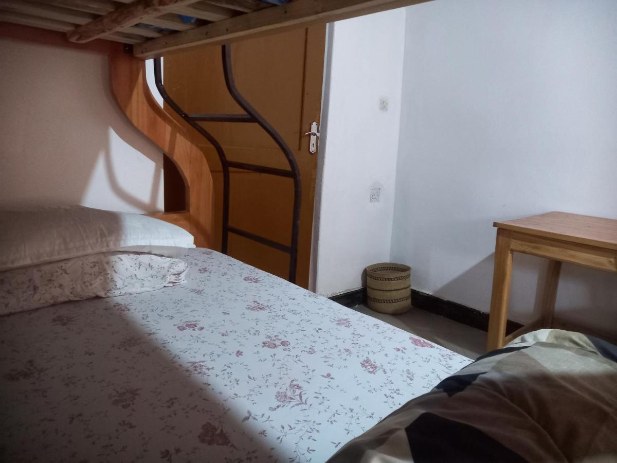 Emmy'S Backpackers Hostel Iringa Buitenkant foto